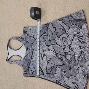 Lululemon sz 10 tank EUC